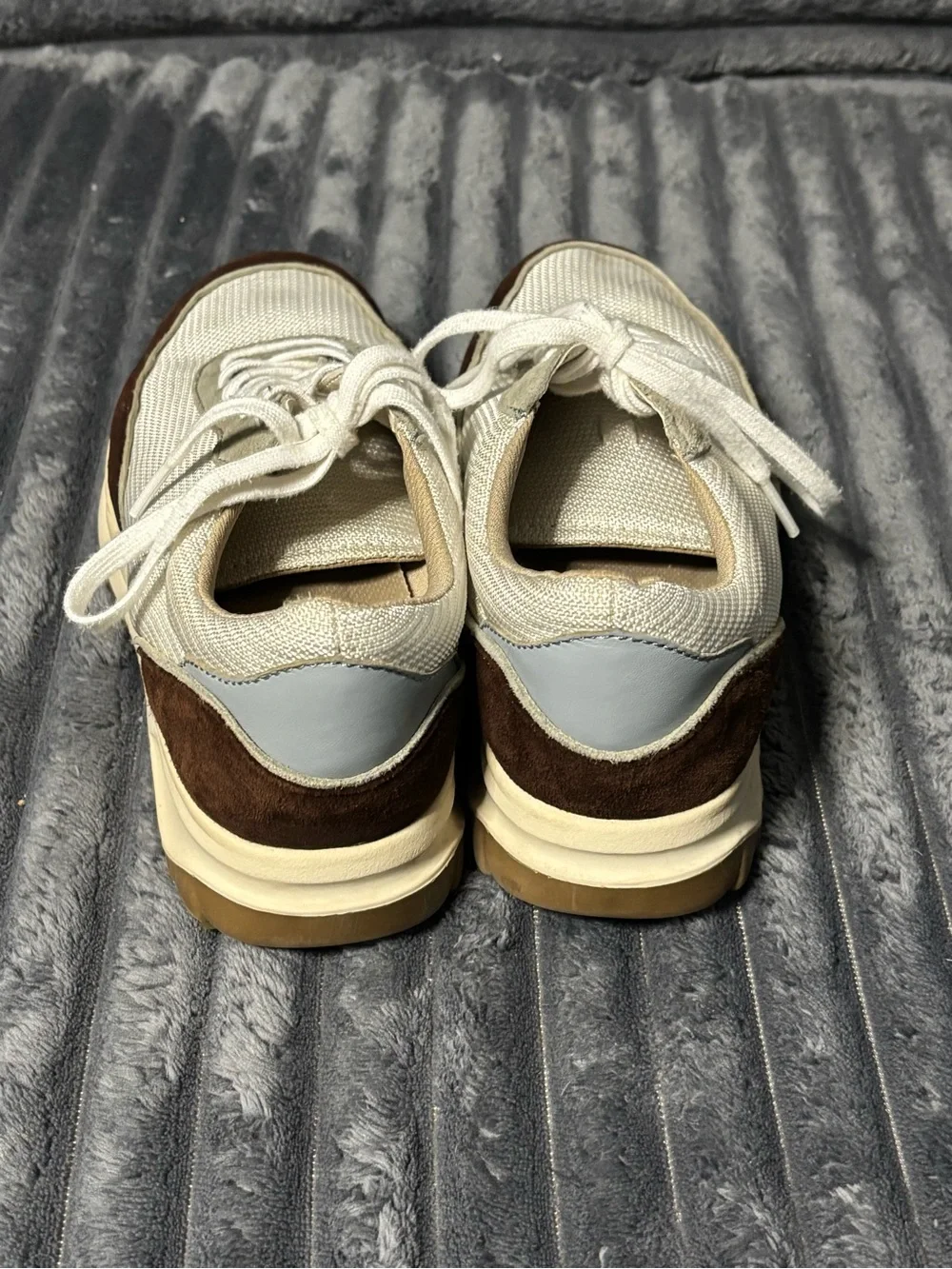 Women’s Casual Lace-Up Sneakers in Beige and Brown